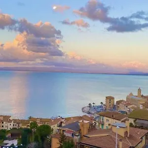  Appartement Bilocale Vista Mare Con Posto Auto Italie